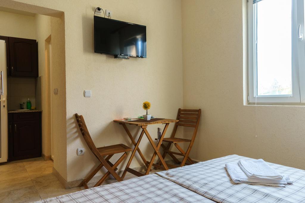 Apartments Lora Bar Dış mekan fotoğraf