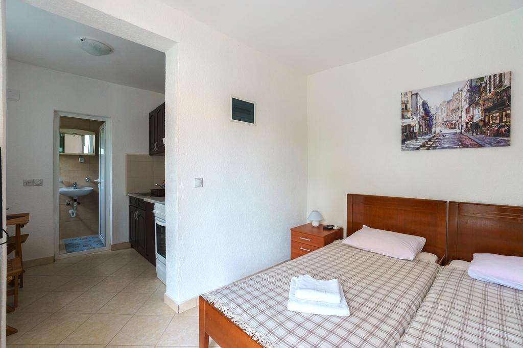 Apartments Lora Bar Dış mekan fotoğraf
