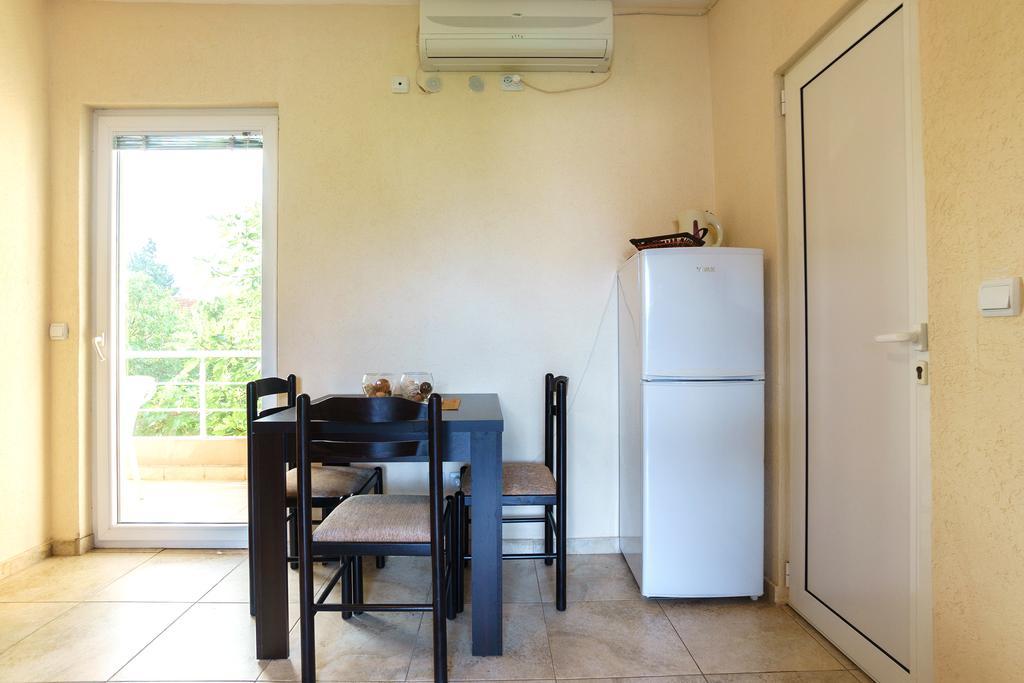 Apartments Lora Bar Dış mekan fotoğraf