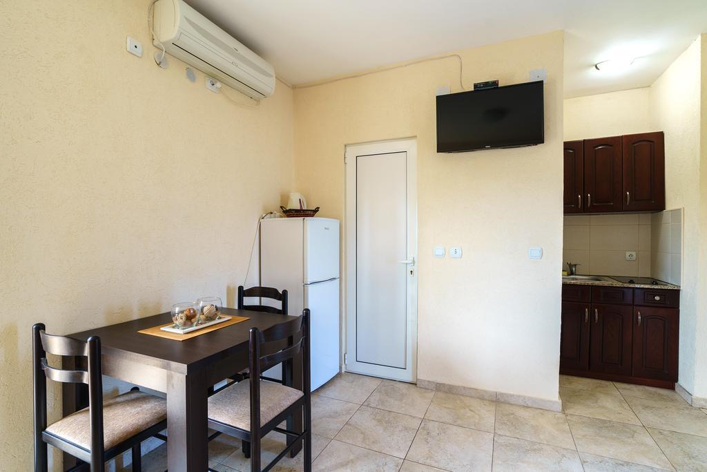 Apartments Lora Bar Dış mekan fotoğraf