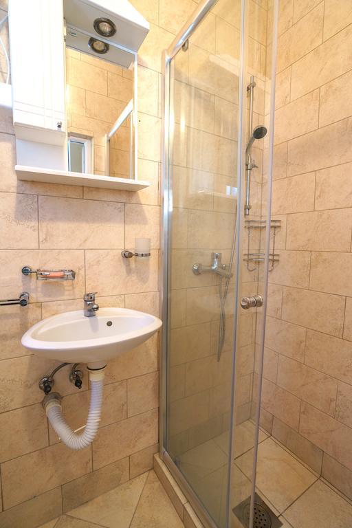 Apartments Lora Bar Dış mekan fotoğraf