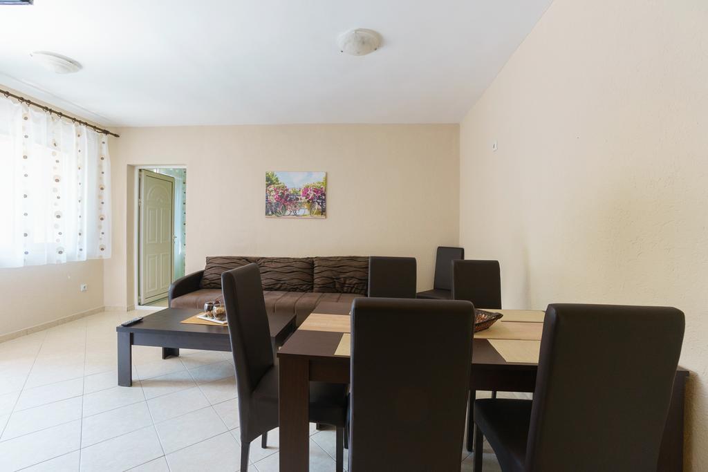 Apartments Lora Bar Dış mekan fotoğraf