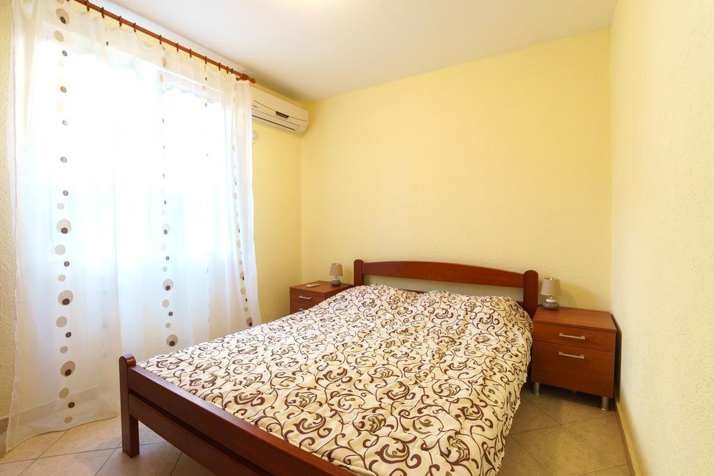 Apartments Lora Bar Dış mekan fotoğraf