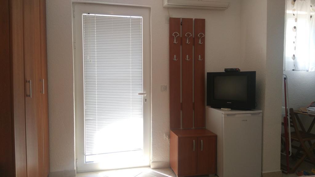 Apartments Lora Bar Dış mekan fotoğraf