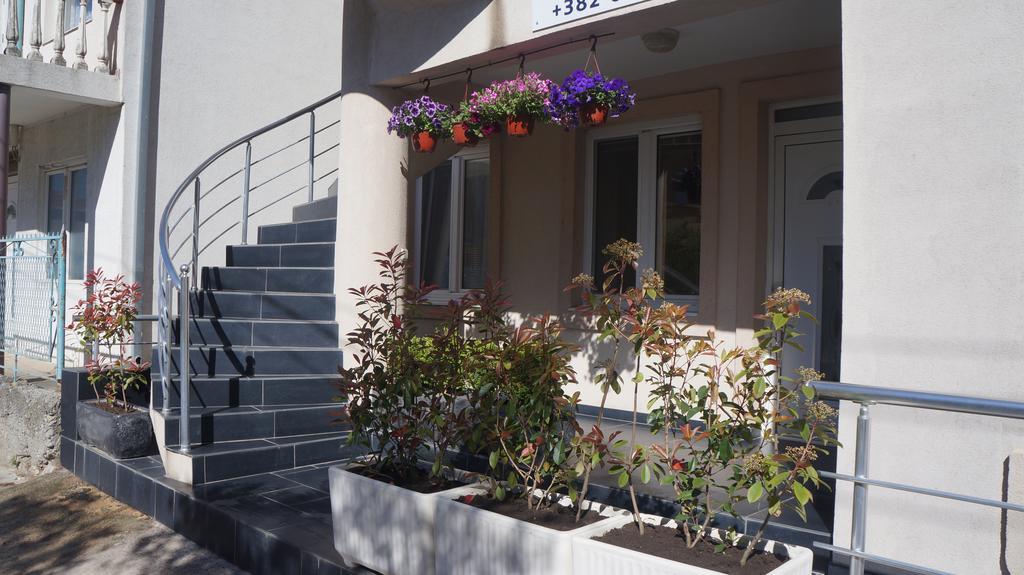 Apartments Lora Bar Dış mekan fotoğraf